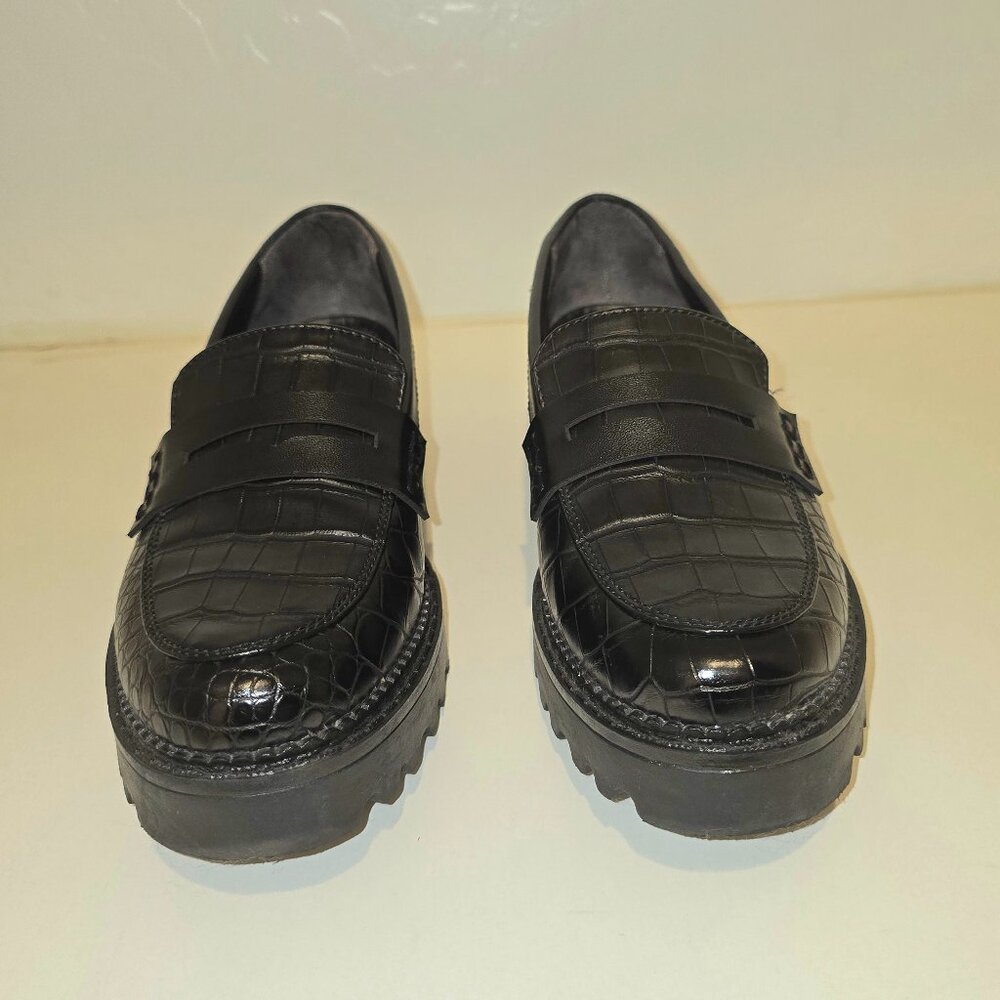 Circus by Sam Edelman Croc-Embossed Loafers – Size 7